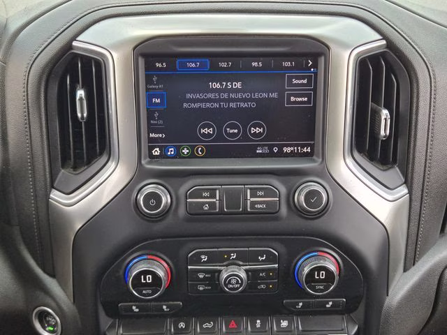 2021 Summit White Chevrolet Silverado 1500 LT RWD Truck