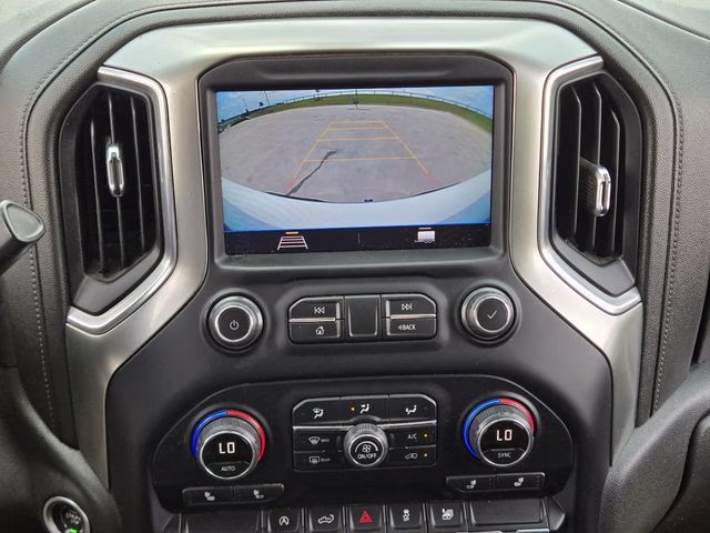 2021 Summit White Chevrolet Silverado 1500 LT RWD Truck