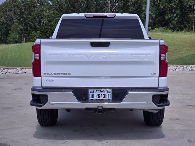 2021 Summit White Chevrolet Silverado 1500 LT RWD Truck