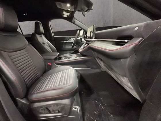 2026 Carbonized Gray Metallic Ford Explorer ST-Line 4X4 SUV