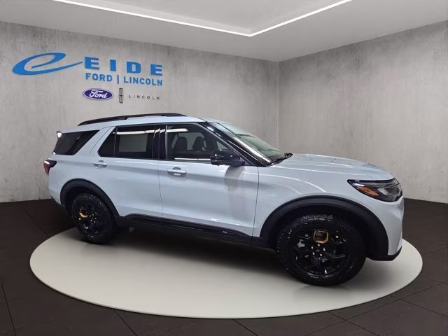 2026 Space White Metallic Ford Explorer Tremor 4X4 SUV