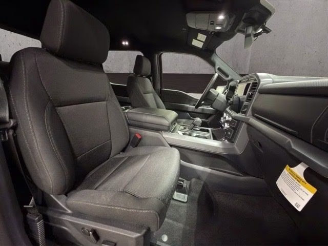 2026 Oxford White Ford F-150 XLT Black Appearance 4X4 Truck