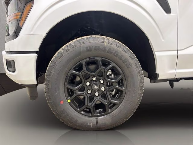 2026 Oxford White Ford F-150 XLT Black Appearance 4X4 Truck