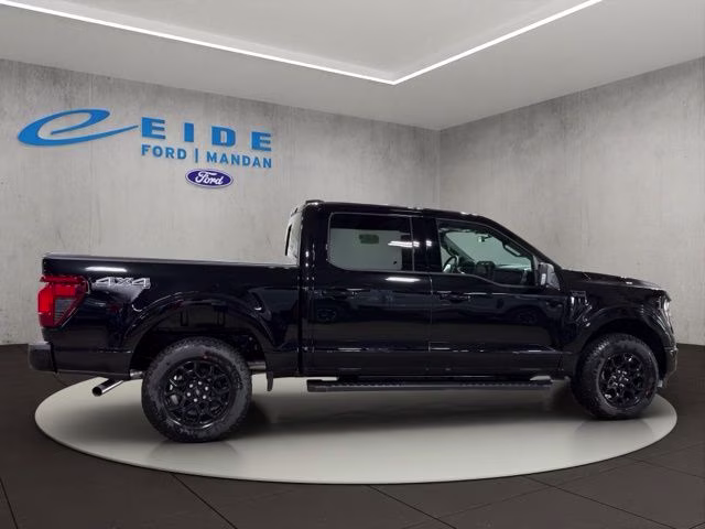2026 Agate Black Metallic Ford F-150 XLT Black Appearance 4X4 Truck