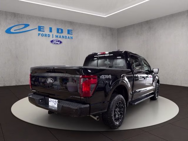 2026 Agate Black Metallic Ford F-150 XLT Black Appearance 4X4 Truck