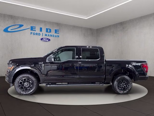 2026 Agate Black Metallic Ford F-150 XLT Black Appearance 4X4 Truck