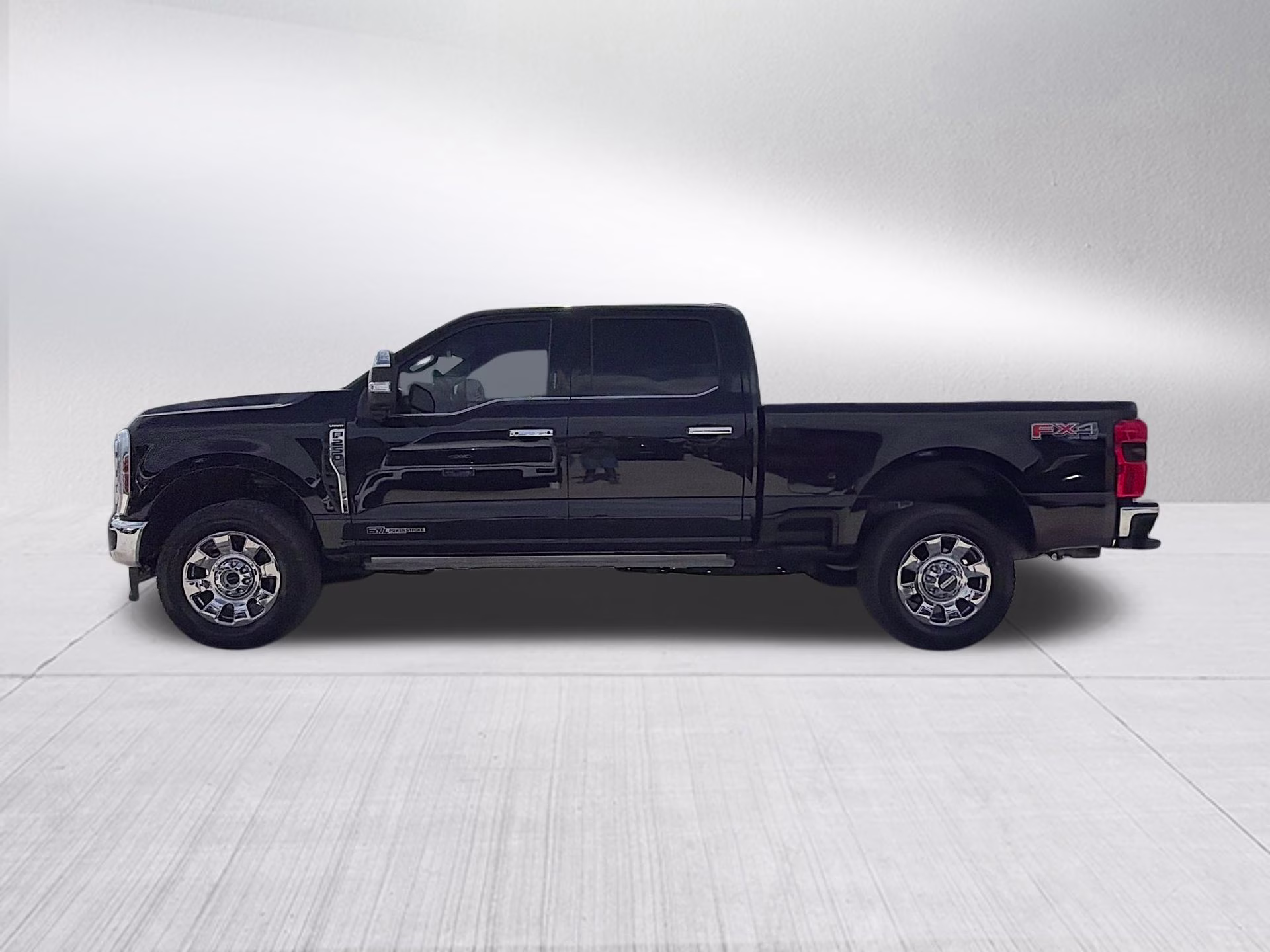 2024 Agate Black Metallic Ford Super Duty F-250 SRW Lariat 4X4 Truck