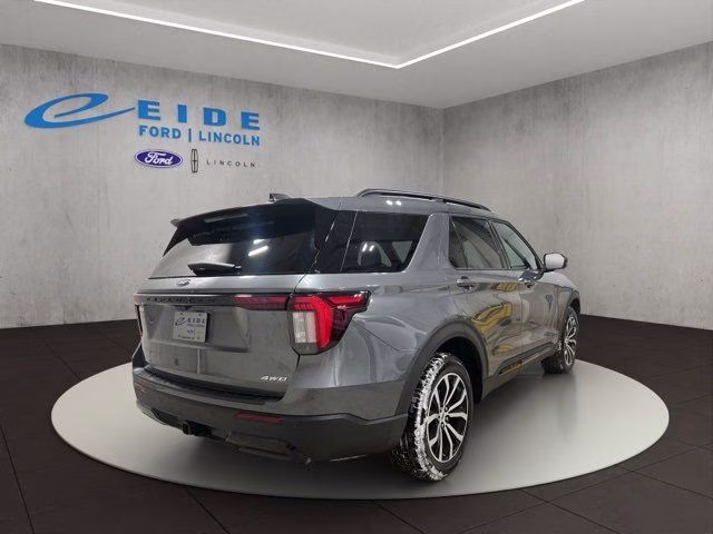 2026 Carbonized Gray Metallic Ford Explorer ST-Line 4X4 SUV