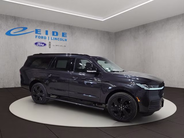 2027 Starlight Gray Premium Colorant Lincoln Navigator L Reserve 4X4 SUV