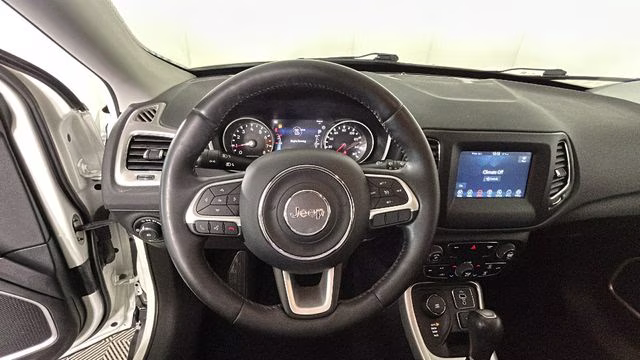 2019 White Clearcoat Jeep Compass Latitude 4X4 SUV