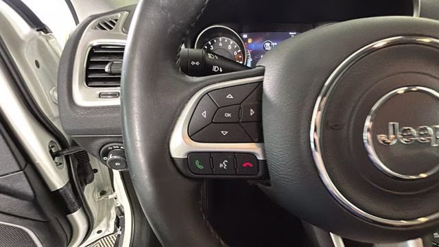 2019 White Clearcoat Jeep Compass Latitude 4X4 SUV