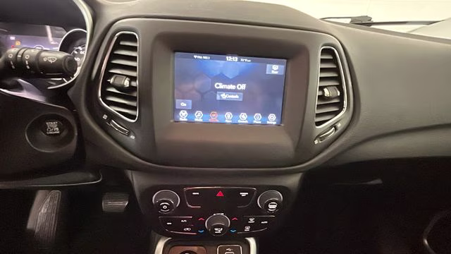 2019 White Clearcoat Jeep Compass Latitude 4X4 SUV