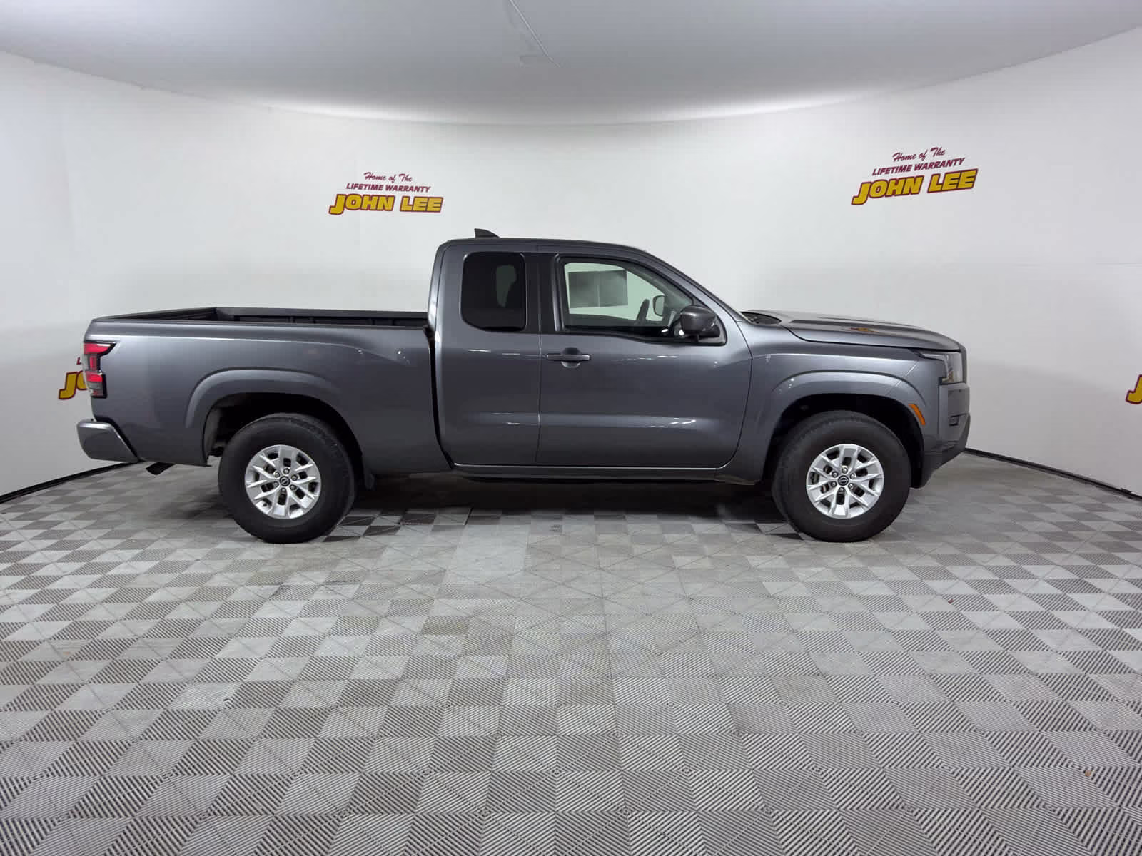 2024 Gun Metallic Nissan Frontier SV 4X4 Truck