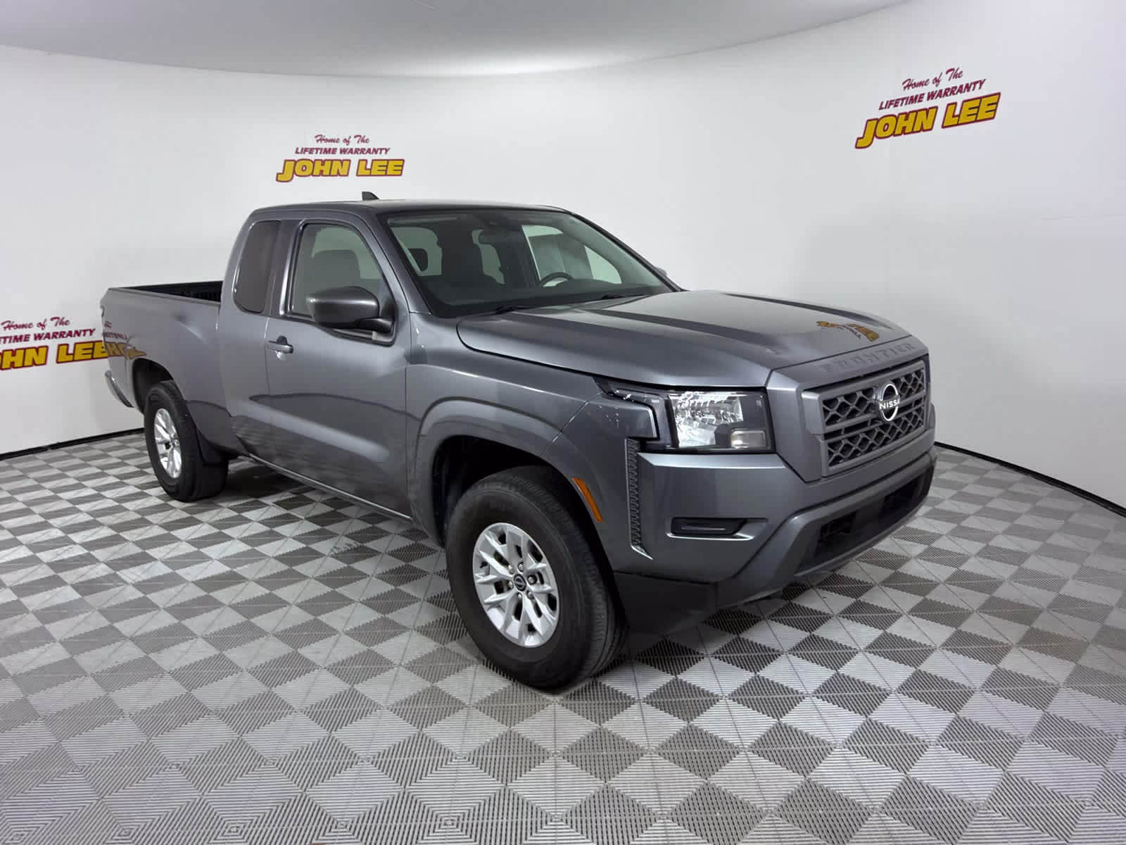 2024 Gun Metallic Nissan Frontier SV 4X4 Truck