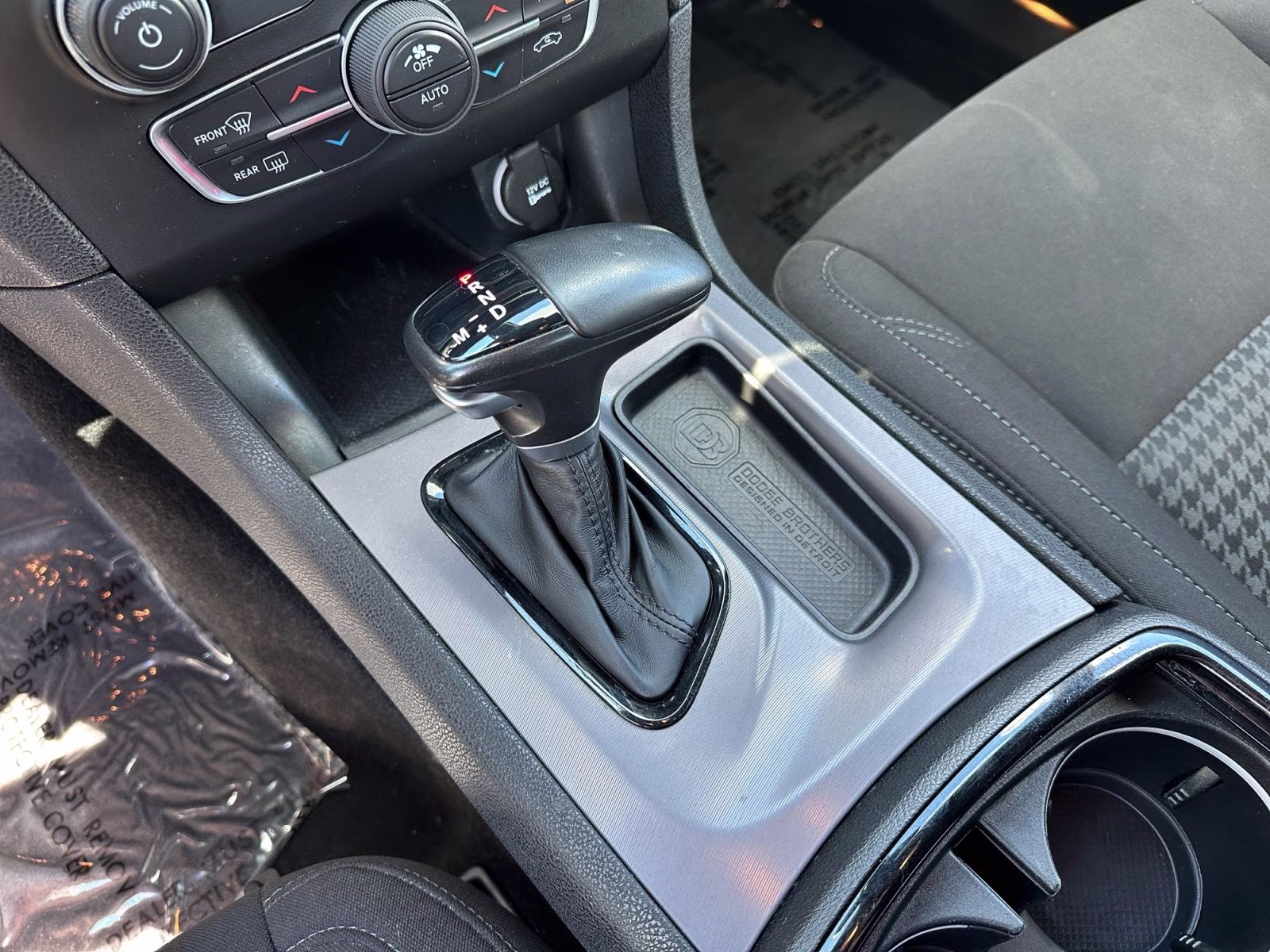 2023 Pitch Black Clearcoat Dodge Charger SXT AWD Sedan