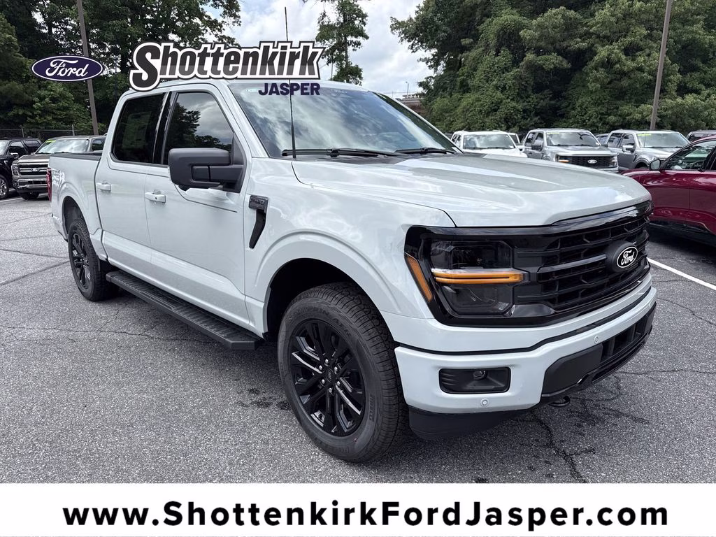 2026 Avalanche Ford F-150 XLT 4X4 Truck