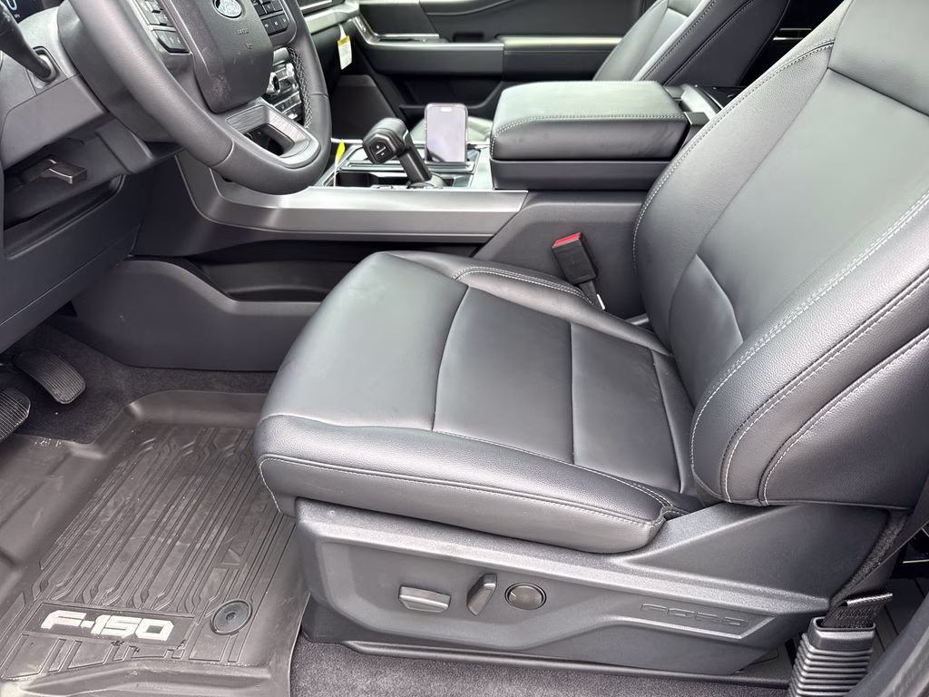 2026 Avalanche Ford F-150 XLT 4X4 Truck