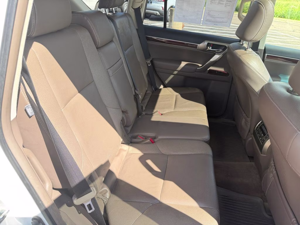 2016 Starfire Pearl Lexus GX 460 Premium w/Tow Pkg 4X4 SUV