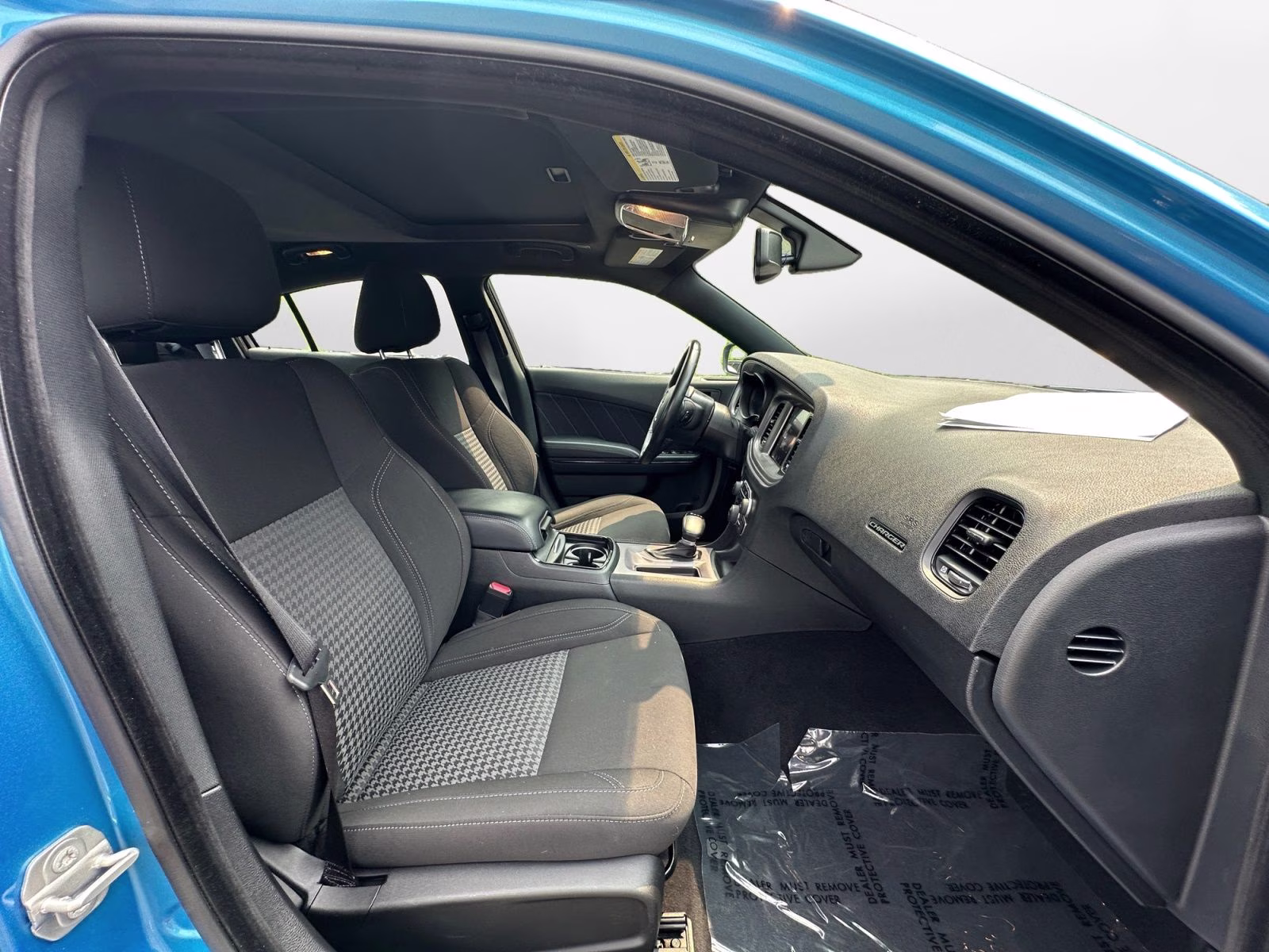 2023 B5 Blue Pearlcoat Dodge Charger SXT AWD Sedan