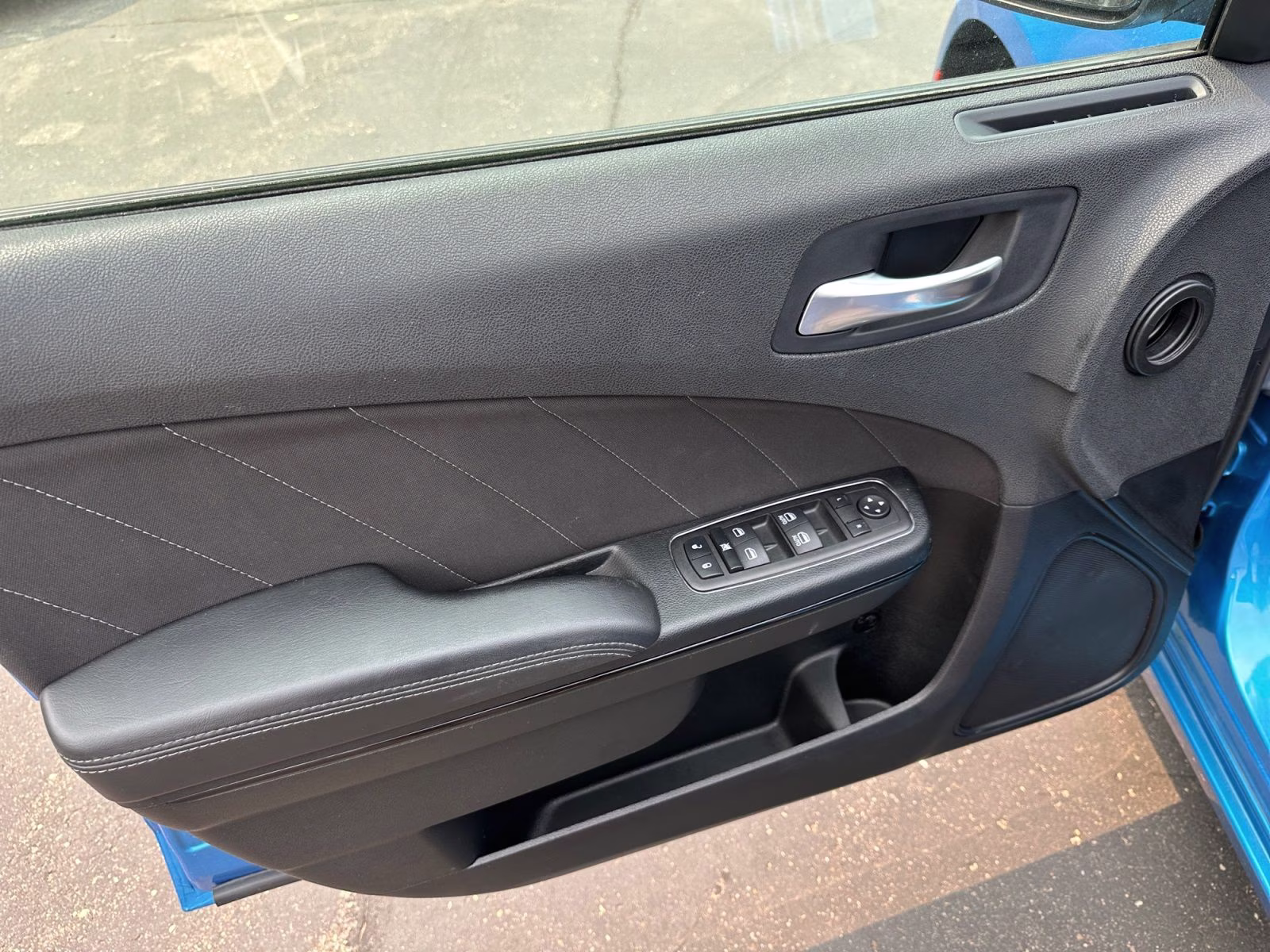 2023 B5 Blue Pearlcoat Dodge Charger SXT AWD Sedan