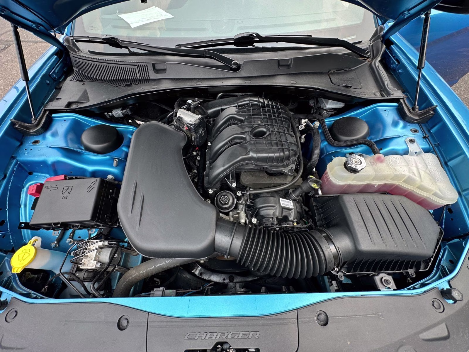 2023 B5 Blue Pearlcoat Dodge Charger SXT AWD Sedan