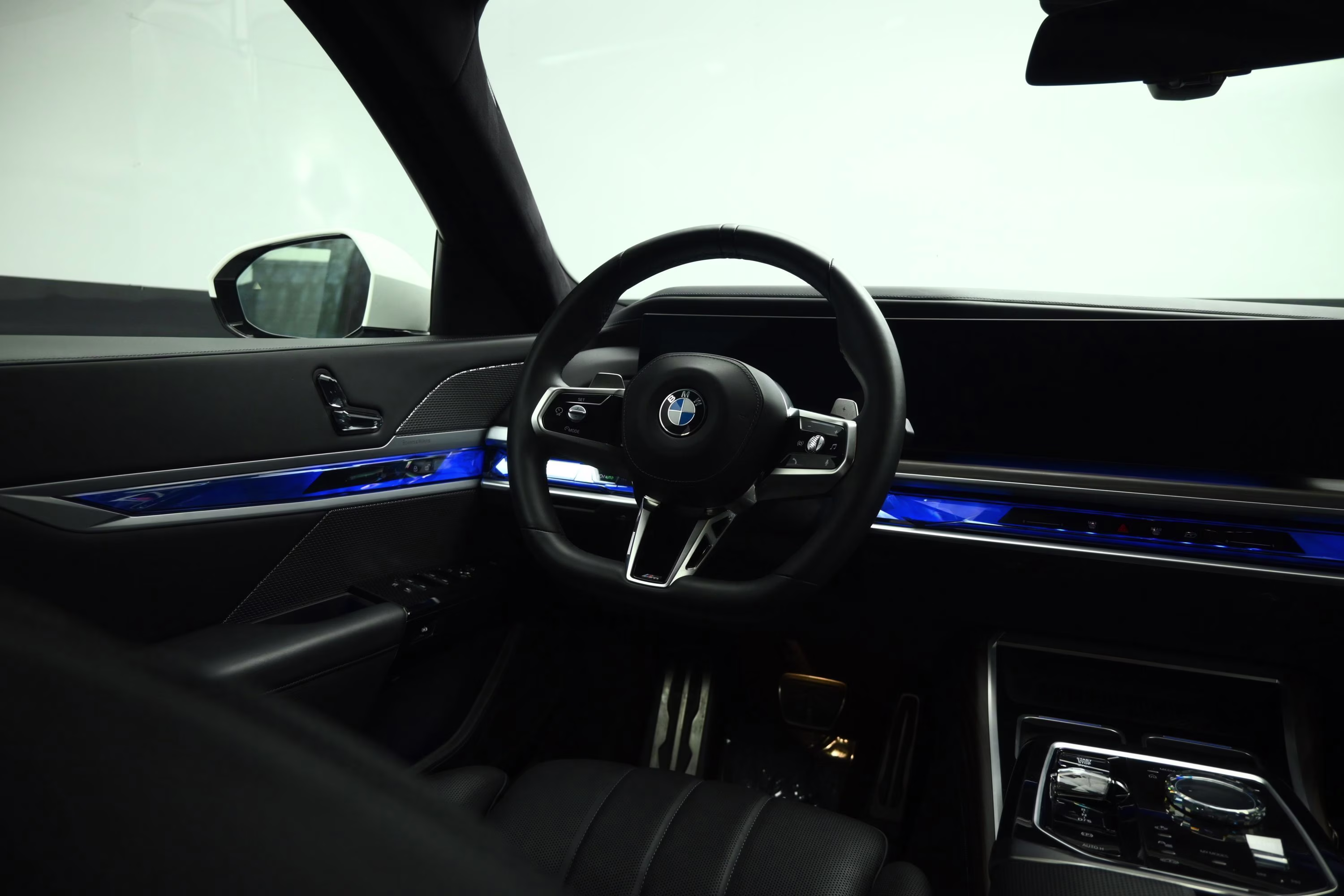 2023 Alpine White BMW 7 Series 760i xDrive AWD Sedan