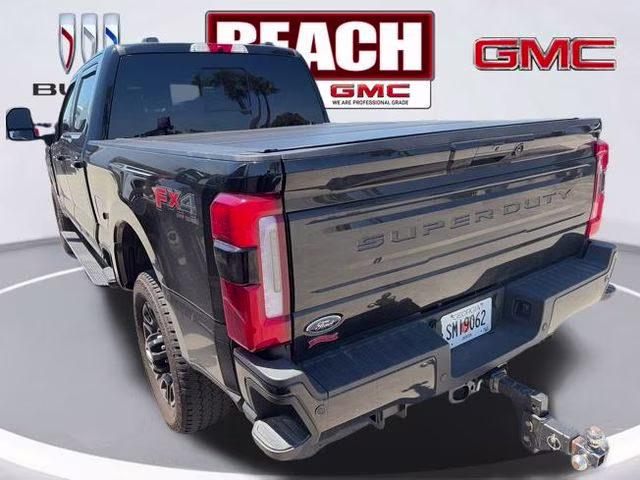 2025 Black Metallic Ford Super Duty F-250 SRW Platinum 4X4 Truck