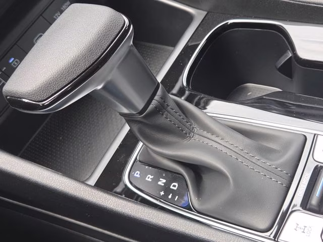 2026 Hampton Gray Hyundai Tucson SE AWD SUV