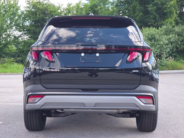 2026 Phantom Black Hyundai Tucson SEL AWD SUV