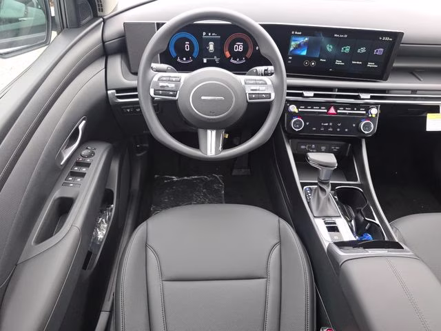 2026 White Pearl Hyundai Tucson SEL Plus AWD SUV