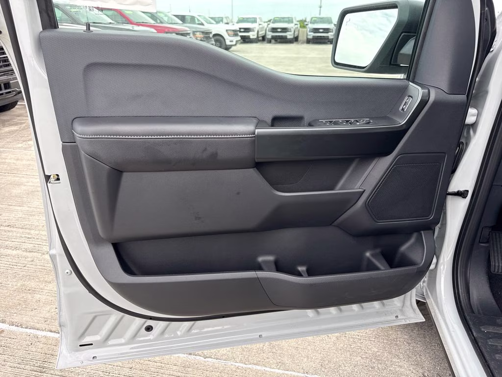 2026 Avalanche Ford F-150 STX 4X4 Truck