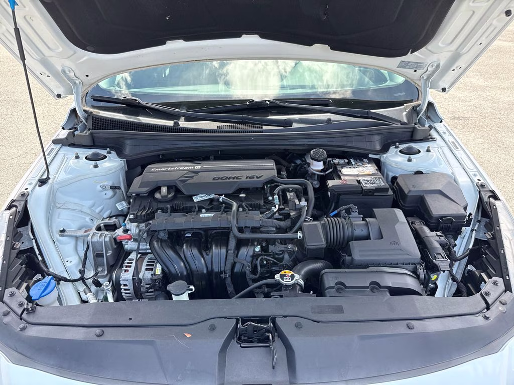 2021 Quartz White Hyundai Elantra SEL FWD Sedan