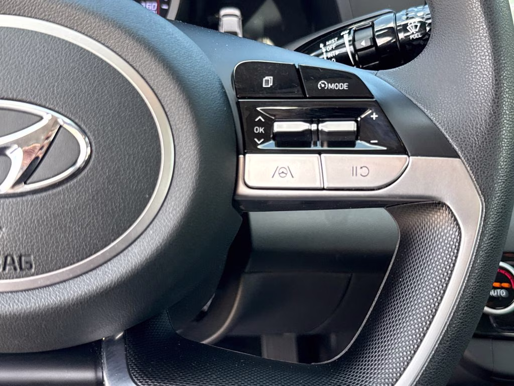 2021 Quartz White Hyundai Elantra SEL FWD Sedan