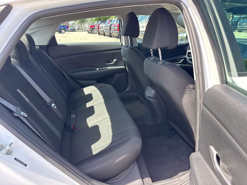 2021 Quartz White Hyundai Elantra SEL FWD Sedan