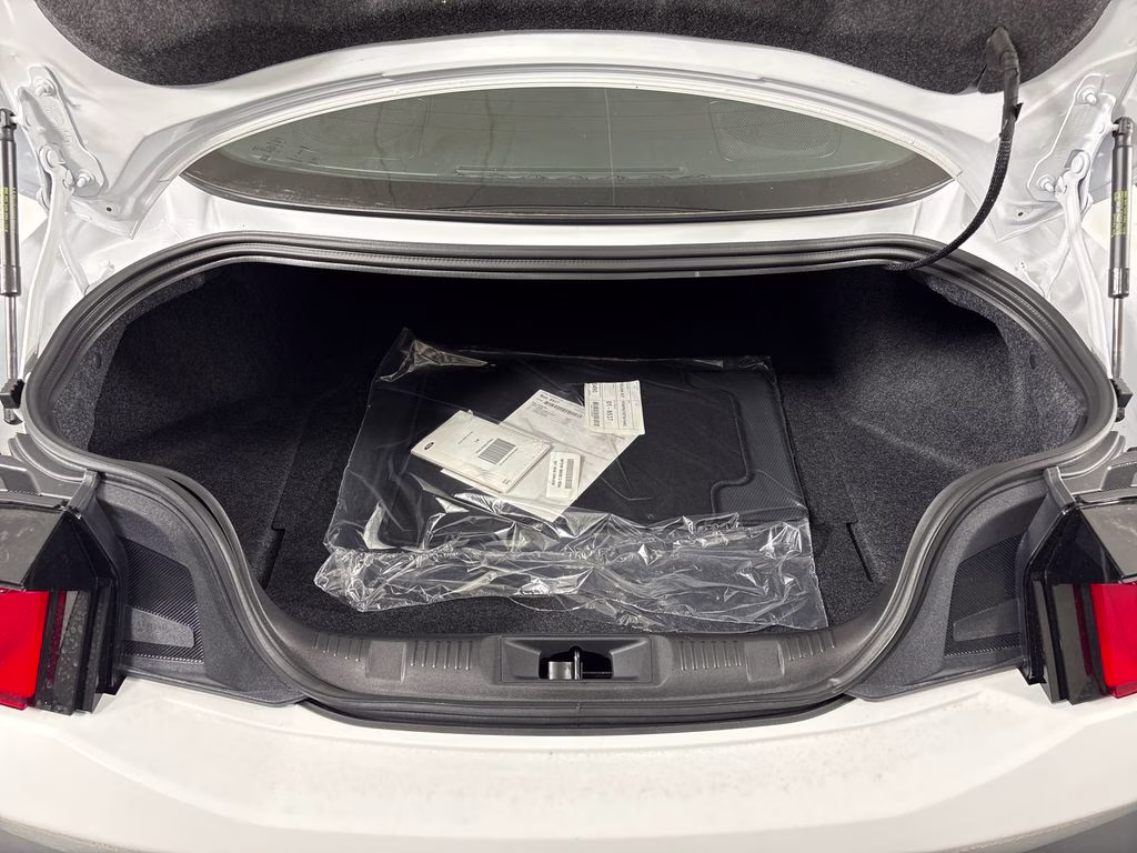 2026 Oxford White Ford Mustang GT RWD Coupe