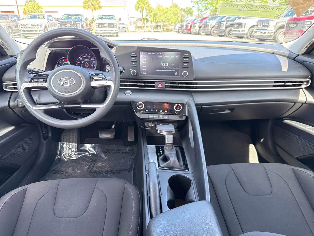 2021 Quartz White Hyundai Elantra SEL FWD Sedan