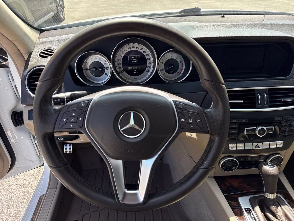 2014 Polar White Mercedes-Benz C-Class C 250 RWD Sedan