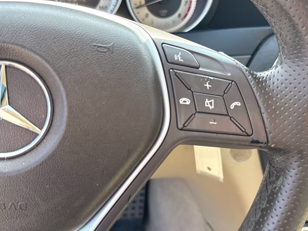 2014 Polar White Mercedes-Benz C-Class C 250 RWD Sedan