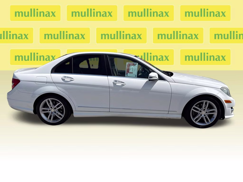 2014 Polar White Mercedes-Benz C-Class C 250 RWD Sedan