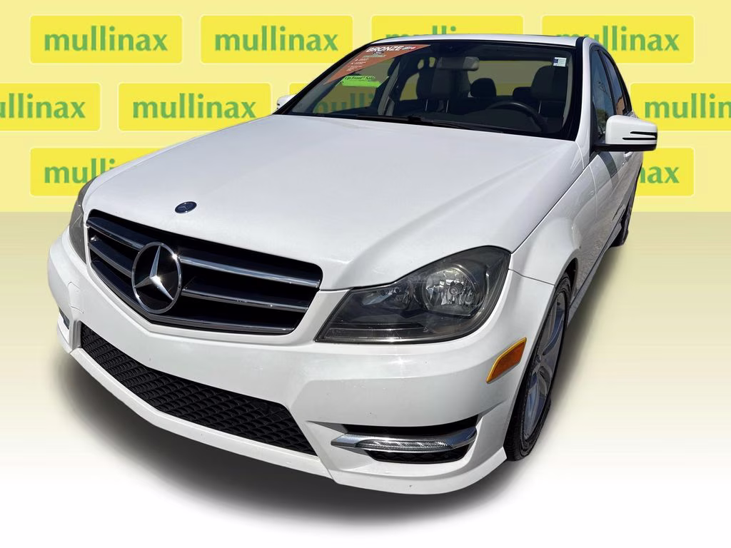 2014 Polar White Mercedes-Benz C-Class C 250 RWD Sedan
