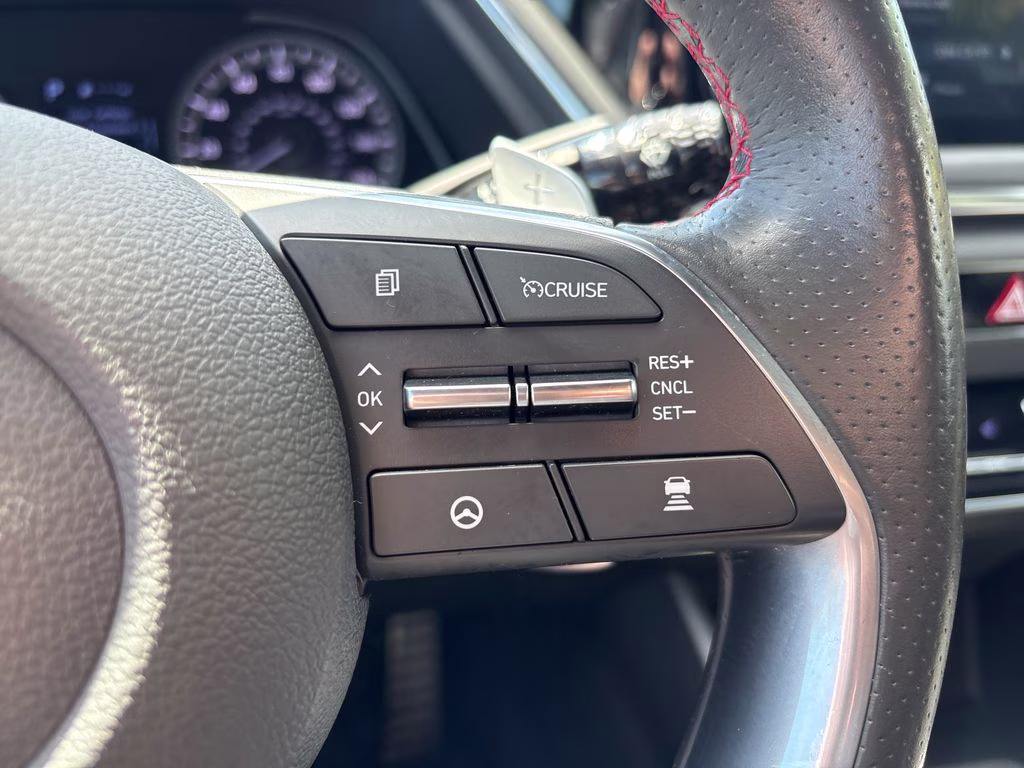 2021 White Hyundai Sonata SEL Plus FWD Sedan