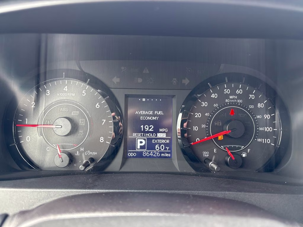 2016 Salsa Red Pearl Toyota Sienna LE FWD Crossover
