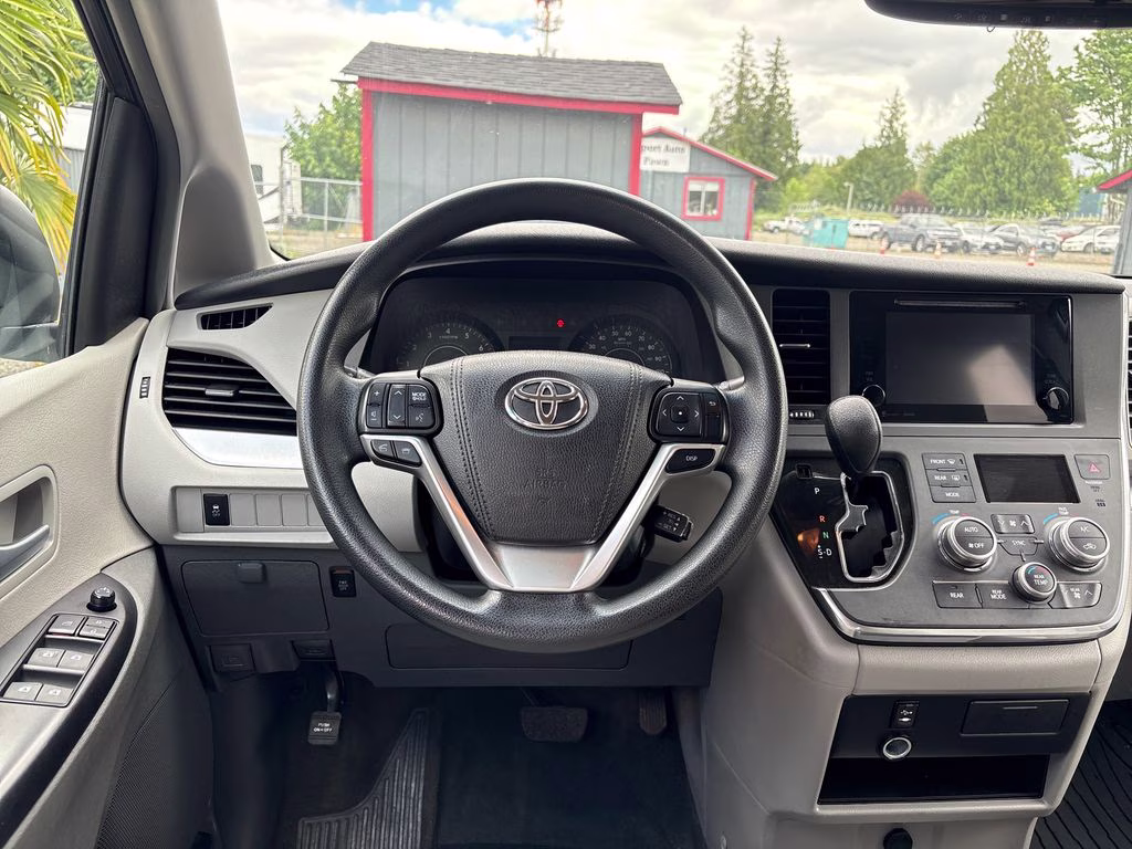 2016 Salsa Red Pearl Toyota Sienna LE FWD Crossover