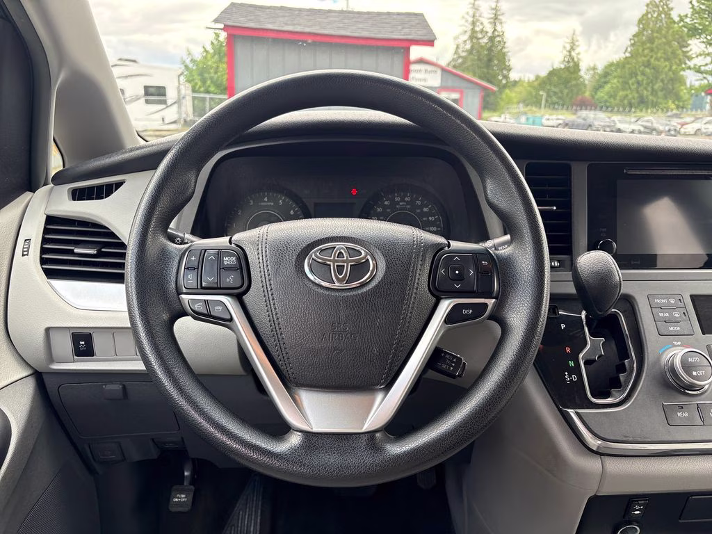 2016 Salsa Red Pearl Toyota Sienna LE FWD Crossover