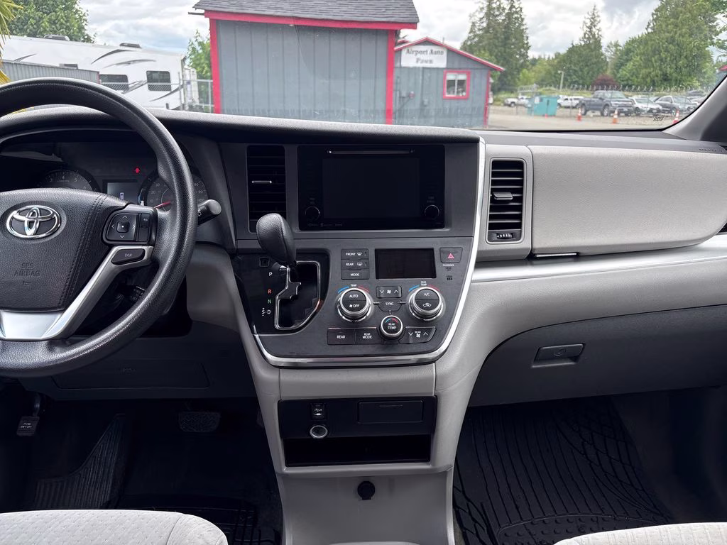 2016 Salsa Red Pearl Toyota Sienna LE FWD Crossover