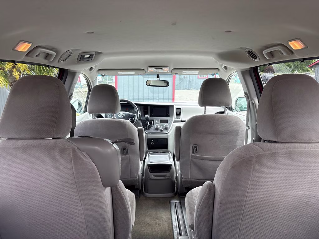 2016 Salsa Red Pearl Toyota Sienna LE FWD Crossover