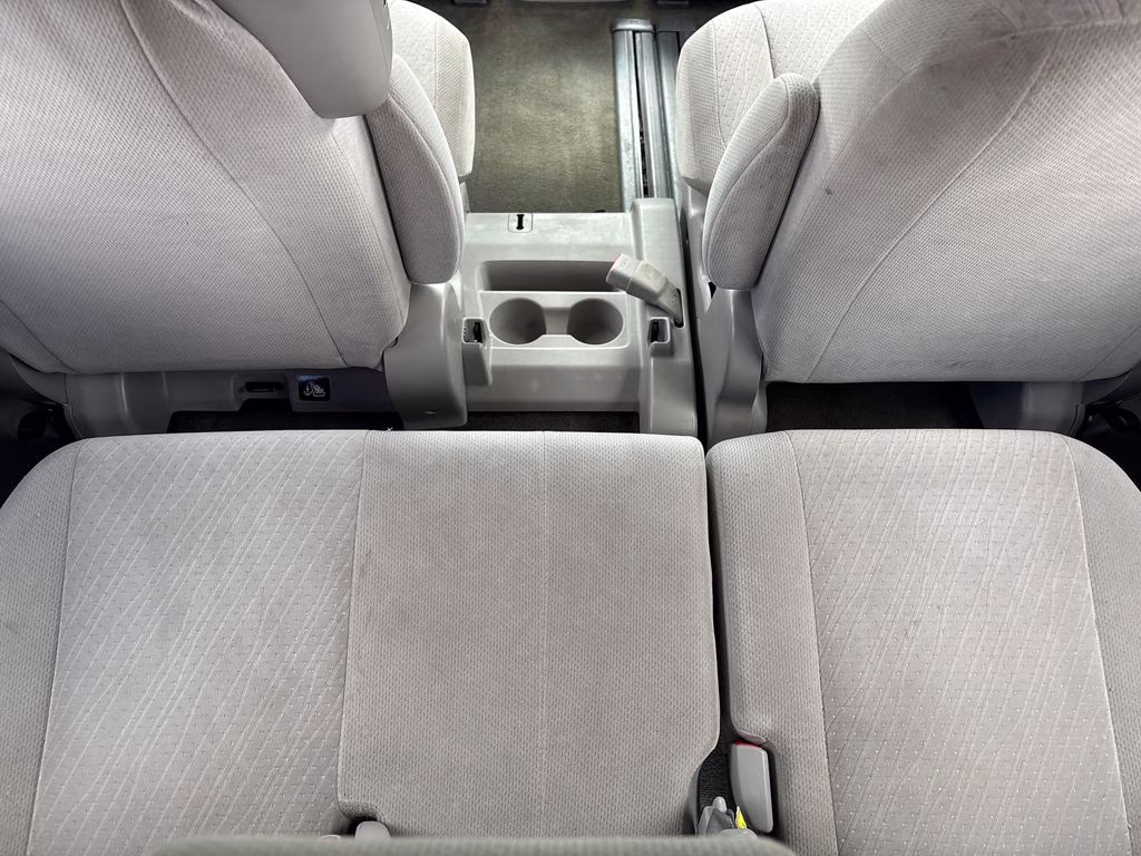 2016 Salsa Red Pearl Toyota Sienna LE FWD Crossover