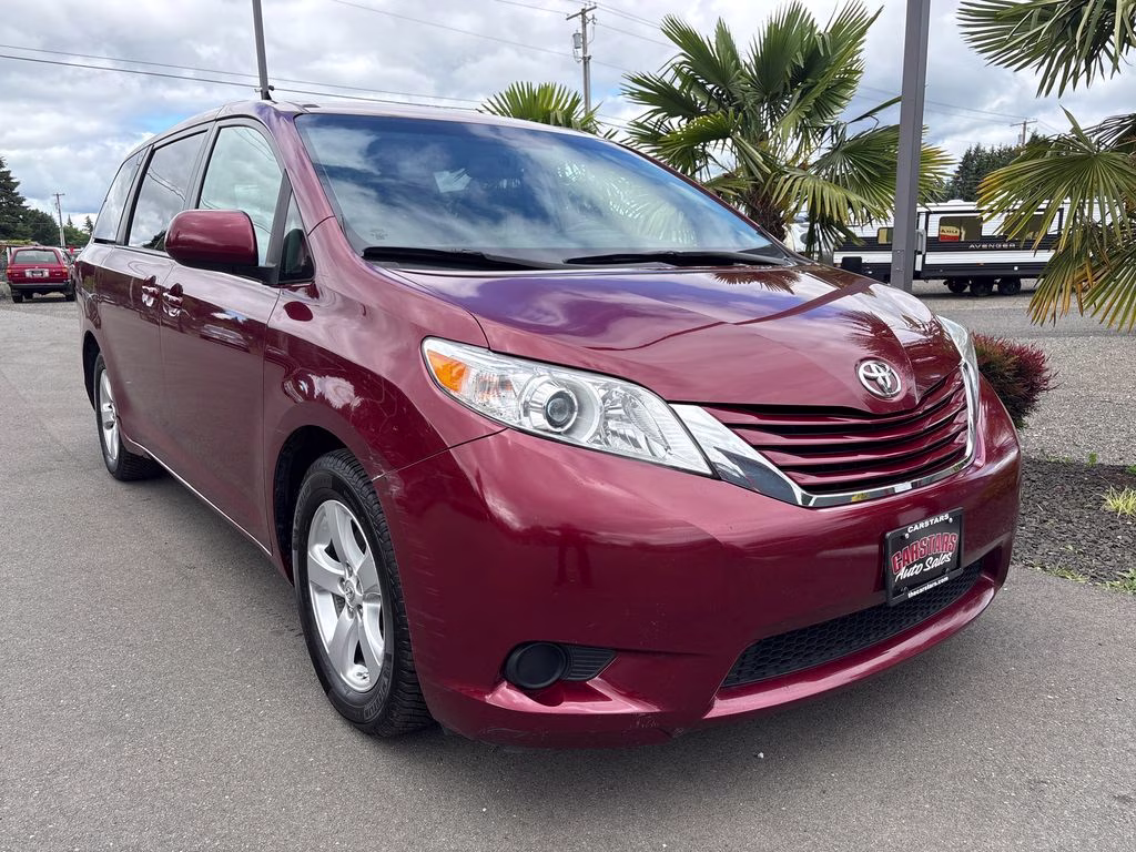 2016 Salsa Red Pearl Toyota Sienna LE FWD Crossover