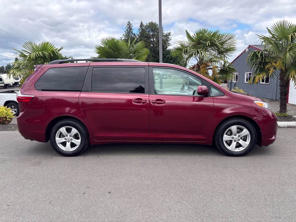 2016 Salsa Red Pearl Toyota Sienna LE FWD Crossover
