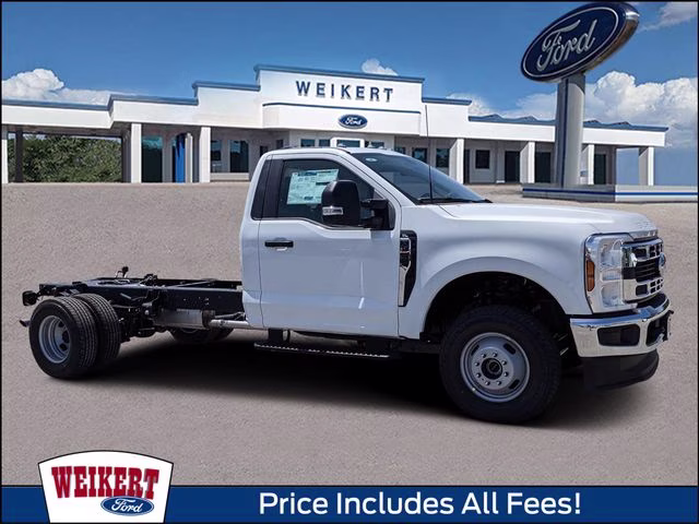 2026 Oxford White Ford Super Duty F-350 DRW XL 4X4 Chassis